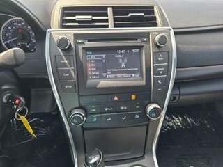 2017 Toyota Rav4 XLE — photo 15