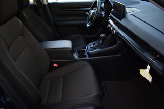 2026 Honda CR-V LX 2WD — photo 11