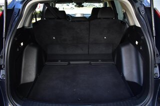 2026 Honda CR-V LX 2WD — photo 13