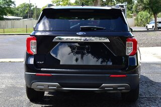 2023 Ford Explorer XLT RWD — photo 4