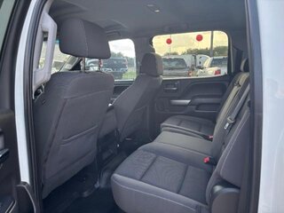 2018 Chevrolet Silverado 1500 1LT — photo 16