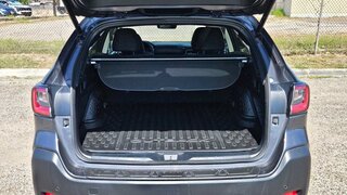 2025 Subaru Outback Onyx Edition XT — photo 10