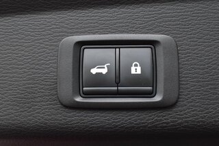 2025 Mitsubishi Outlander SE FWD — photo 15