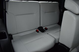 2025 Mitsubishi Outlander SE FWD — photo 16