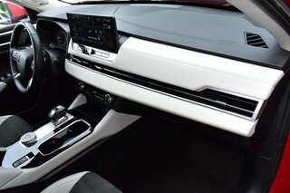 2025 Mitsubishi Outlander SE FWD — photo 13