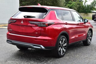 2025 Mitsubishi Outlander SE FWD — photo 5