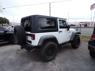 2017 Jeep Wrangler Sport — photo 2