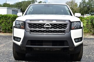 2025 Nissan Frontier Crew Cab 4x4 SV — photo 5