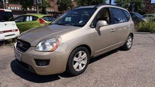 2008 Kia Rondo LX — photo 2