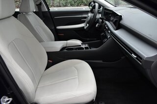 2025 Hyundai Sonata SEL FWD — photo 11