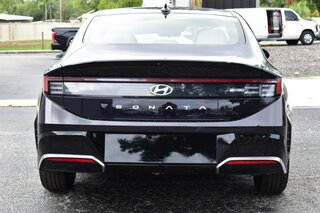 2025 Hyundai Sonata SEL FWD — photo 4