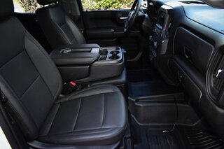 2025 Chevrolet Silverado 1500 2WD Crew Cab 147" Work Truck — photo 11