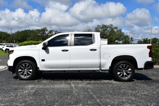 2025 Chevrolet Silverado 1500 2WD Crew Cab 147" Work Truck — photo 2