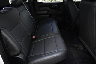 2025 Chevrolet Silverado 1500 2WD Crew Cab 147" Work Truck — photo 10