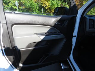 2015 Chevrolet Colorado 2WD Crew Cab 128.3" LT — photo 10