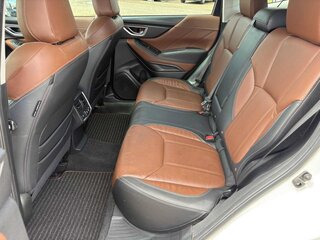 2023 Subaru Forester Touring — photo 11