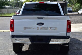 2023 Ford F-150 XLT SuperCrew 5.5-ft. Bed 2WD — photo 4