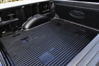 2023 Ford F-150 XLT SuperCrew 5.5-ft. Bed 2WD — photo 10