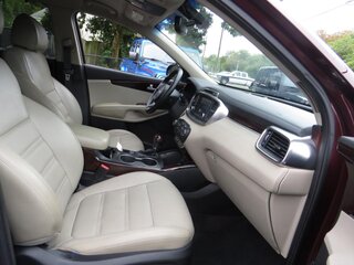 2018 Kia Sorento EX V6 FWD — photo 16