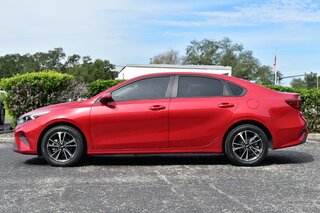 2024 Kia FORTE LXS IVT — photo 2