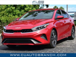 2024 Kia FORTE LXS IVT — photo 1