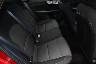 2024 Kia FORTE LXS IVT — photo 10