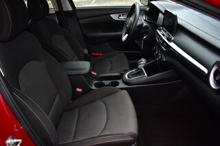 2024 Kia FORTE LXS IVT — photo 11