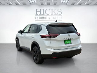 2026 Nissan Rogue SV — photo 7