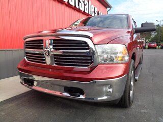 2013 Ram 1500 SLT Quad Cab 4WD — photo 9