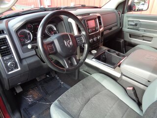 2013 Ram 1500 SLT Quad Cab 4WD — photo 2