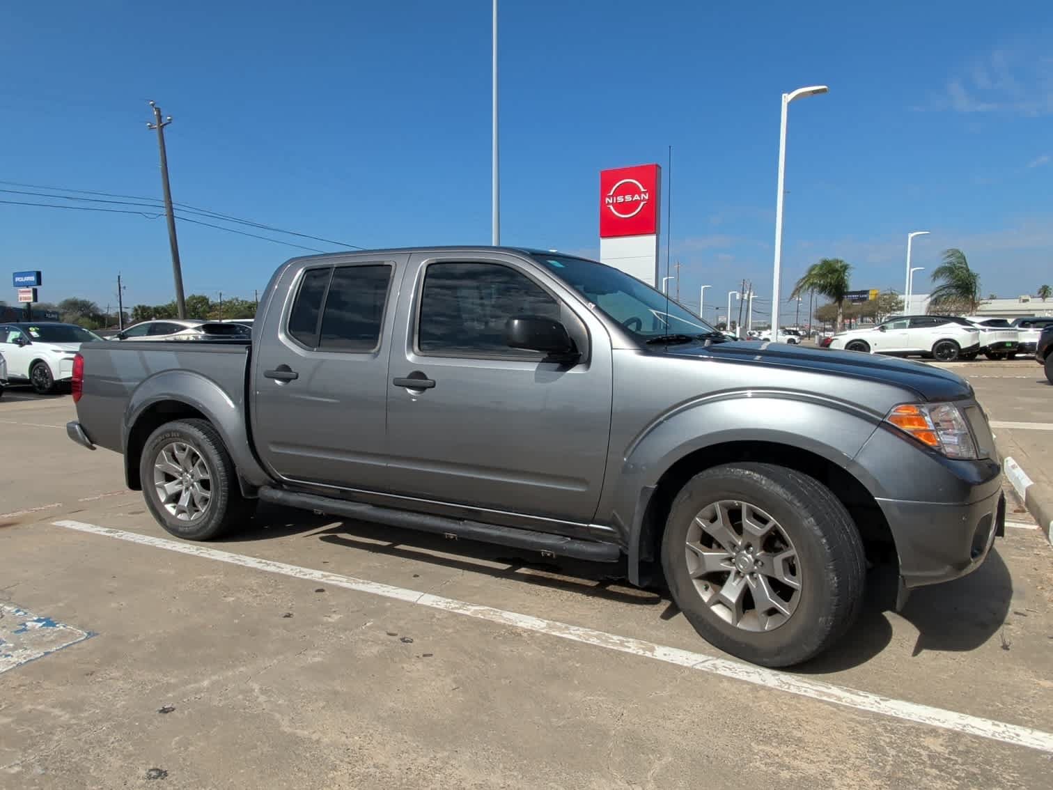 2020 Nissan Frontier SV