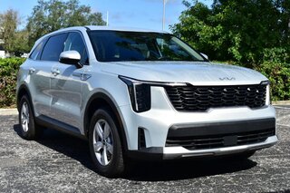 2026 Kia Sorento LX FWD — photo 6