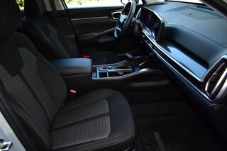 2026 Kia Sorento LX FWD — photo 12