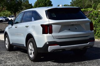 2026 Kia Sorento LX FWD — photo 3