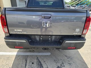 2017 Honda Ridgeline RTS — photo 6
