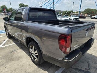 2017 Honda Ridgeline RTS — photo 5