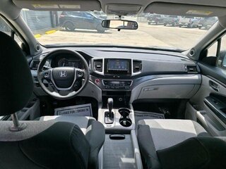 2017 Honda Ridgeline RTS — photo 12
