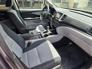 2017 Honda Ridgeline RTS — photo 8