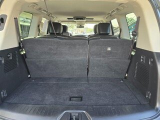 2018 Nissan Armada SL — photo 12