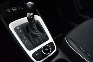 2023 Hyundai Venue Limited IVT — photo 14
