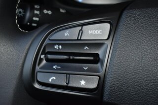2023 Hyundai Venue Limited IVT — photo 19