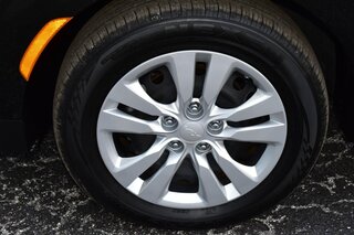 2025 Kia Soul LX FWD — photo 8