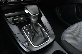 2025 Kia Soul LX FWD — photo 16