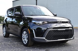 2025 Kia Soul LX FWD — photo 6