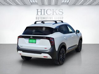 2026 Nissan Kicks SR — photo 5