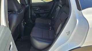 2026 Nissan Kicks SR — photo 11