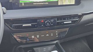 2026 Nissan Kicks SR — photo 17