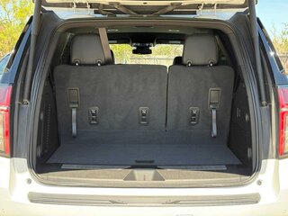 2023 Chevrolet Tahoe Z71 — photo 10