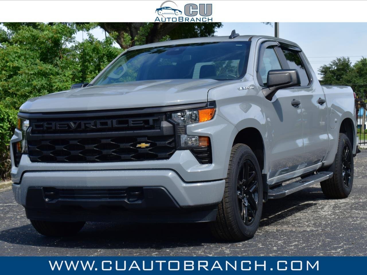 2024 Chevrolet Silverado 1500 2WD Crew Cab 147" Custom