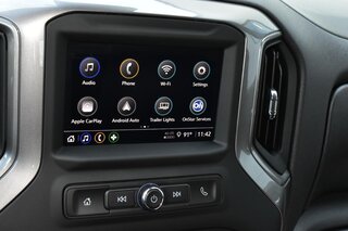 2024 Chevrolet Silverado 1500 2WD Crew Cab 147" Custom — photo 17